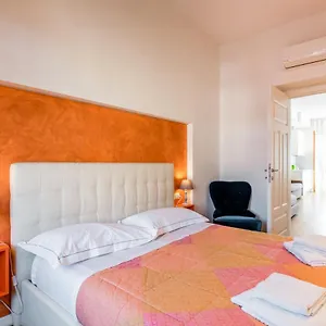 Apartamento Guesthost - Santa Maria Novella Cozy Flat, Florencia