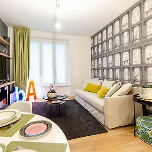 https://design-apartment-porta-romana-duomo.it-lombardy.com